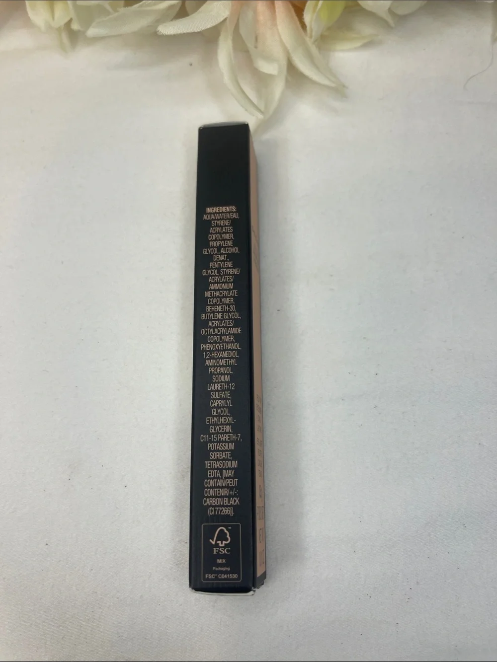 GUCCI Stylo Définition L'Obscur Felt-Tip Eyeliner Long Lasting